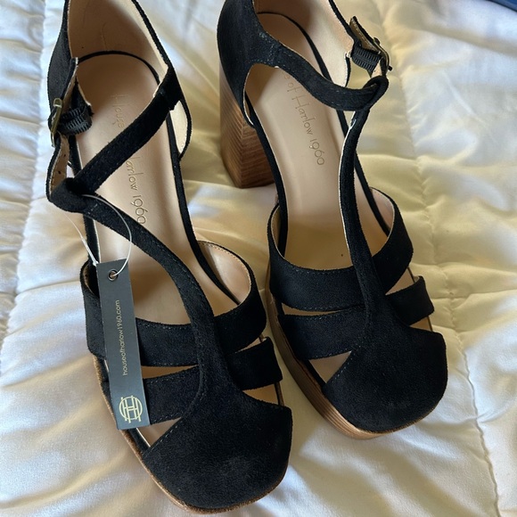 NWT House of Harlow • “Tizzy” Platform Mary Jane Black Suede Sandals - Picture 7 of 10